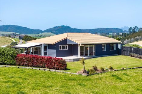 Photo of property in 347 Campbell Road, Parua Bay, Onerahi, 0192