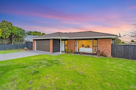 Photo of property in 148 Mazengarb Road, Paraparaumu, 5032