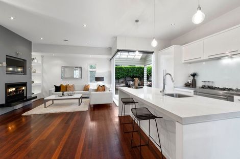 Photo of property in 1/7 Fentham Road, Hauraki, Auckland, 0622