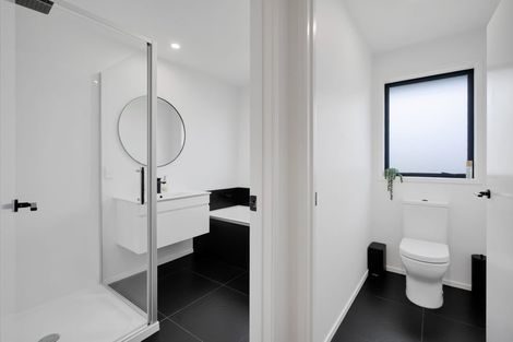 Photo of property in 8 Tikorangi Road East, Tikorangi, 4383