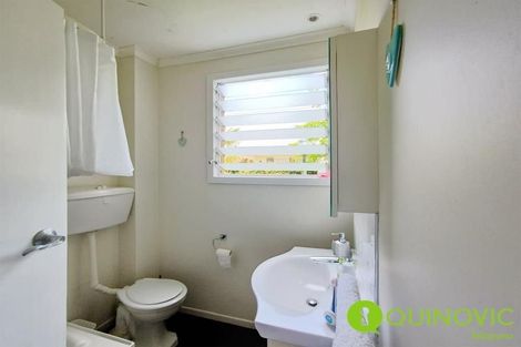 Photo of property in 2/233 Hurstmere Road, Takapuna, Auckland, 0622