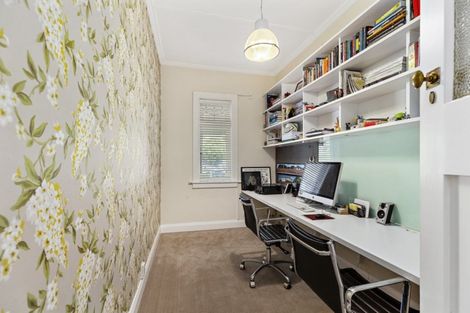 Photo of property in 45 Burnham Street, Seatoun, Wellington, 6022