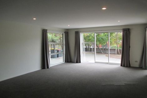 Photo of property in 206 Centaurus Road, Saint Martins, Christchurch, 8022