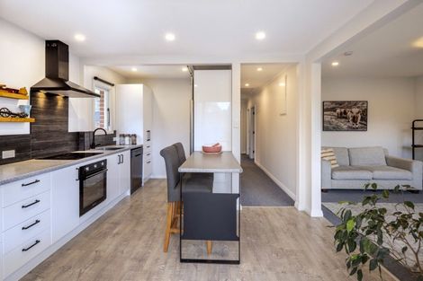 Photo of property in 28 Waldron Crescent, Green Island, Dunedin, 9018