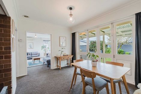 Photo of property in 16 Kensington Place, Fairfield, Hamilton, 3214