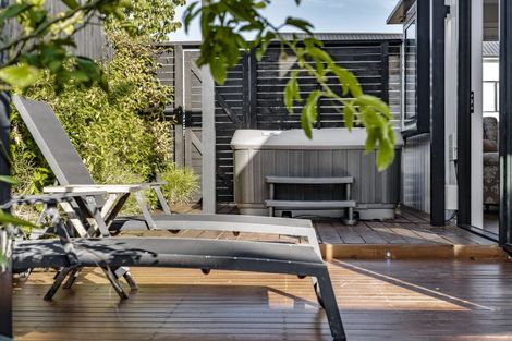 Photo of property in 3 Podgora Avenue, Kumeu, 0810