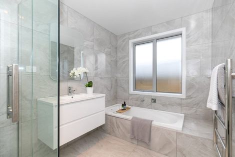 Photo of property in 5 Kukari Close, Flagstaff, Hamilton, 3210