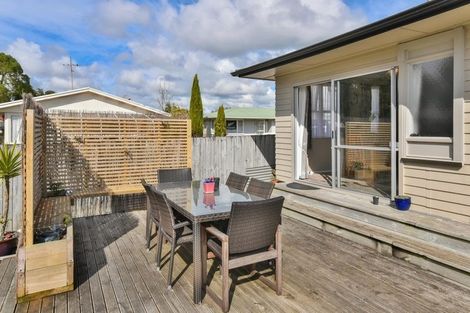 Photo of property in 4 Lyndon Place, Manurewa, Auckland, 2102