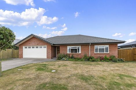 Photo of property in 6 Lancewood Way, Rangiora, 7400