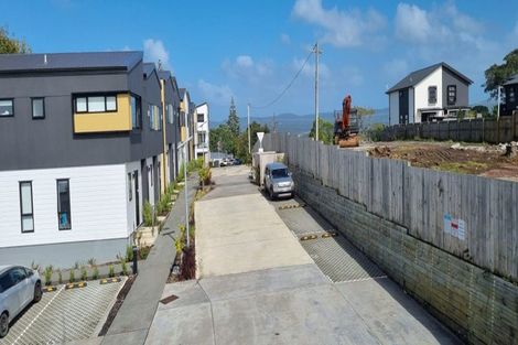 Photo of property in 31/241 Don Buck Road, Massey, Auckland, 0614