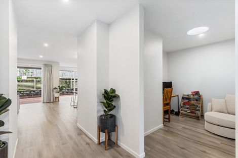 Photo of property in 36 Accolage Boulevard, Kumeu, 0810