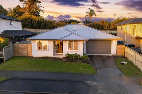 Photo of property in 36 Accolage Boulevard, Kumeu, 0810