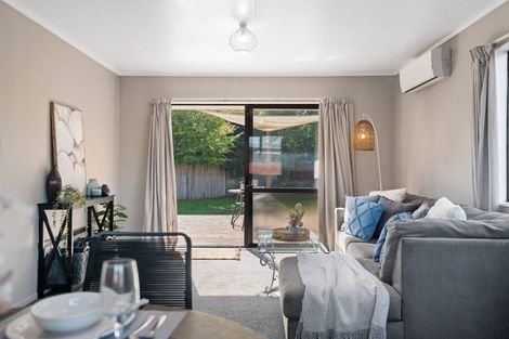 Photo of property in 9b Mount View Drive, Mangakakahi, Rotorua, 3015