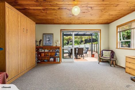Photo of property in 1/5 Allender Drive, Torbay, Auckland, 0630