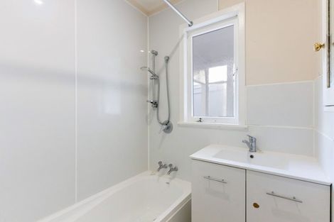 Photo of property in 692 Beach Road, Browns Bay, Auckland, 0630