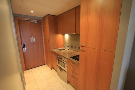 Photo of property in The Metropolis Apartments, 2710/1 Courthouse Lane, Auckland Central, Auckland, 1010