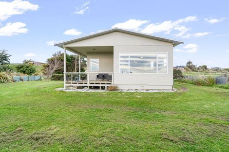 Photo of property in 4 Mersey Street, Fortrose, Invercargill, 9875