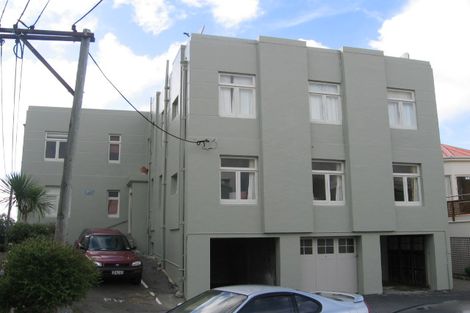 Photo of property in 23cu1 Maida Vale Road, Roseneath, Wellington, 6011