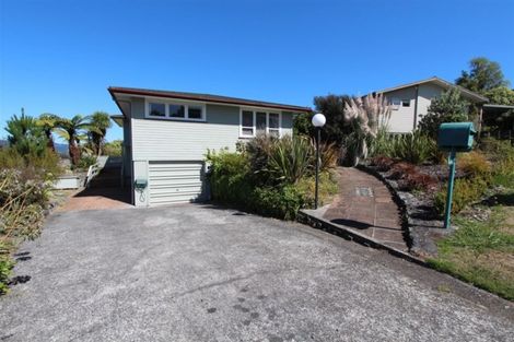 Photo of property in 31 Sunnyview Drive, Brown Owl, Upper Hutt, 5018