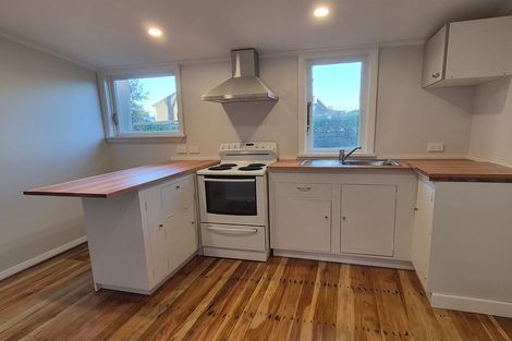 Photo of property in 1 Mckenzie Terrace, Carterton, 5713