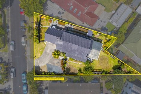 Photo of property in 2 Titiwai Place, Birkenhead, Auckland, 0626