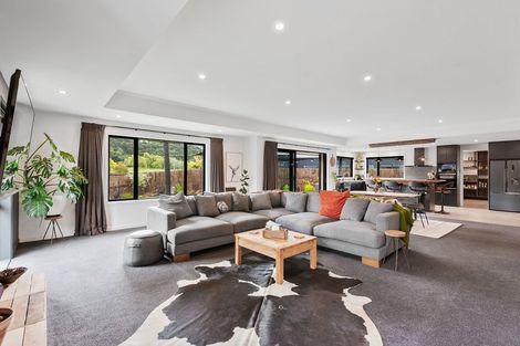 Photo of property in 10 Franks Place, Outram, 9019