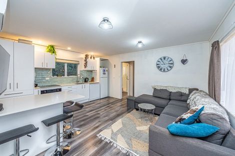 Photo of property in 51 Hussey Street, Waverley, 4510