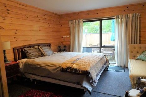 Photo of property in 8 Hurren Place West, Kumara Junction, Hokitika, 7882