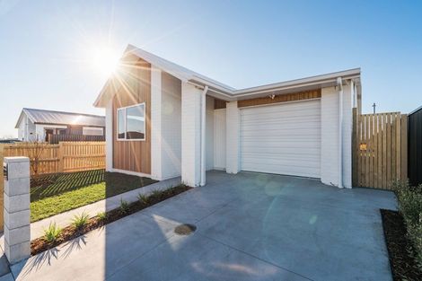 Photo of property in 37 Monaro Place, Papamoa, 3118