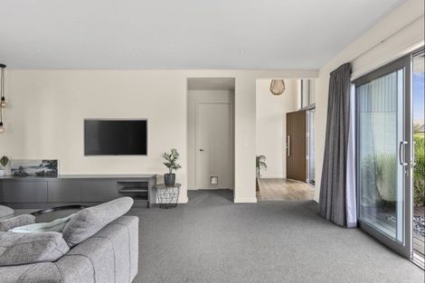 Photo of property in 37 Jarrett Terrace, Leamington, Cambridge, 3432