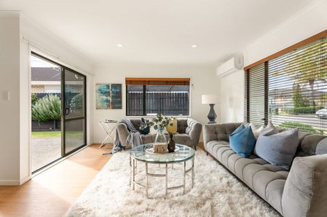 Photo of property in 7 Brittas Place, East Tamaki, Auckland, 2016