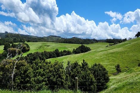 Photo of property in 4 Starlight Place, Langs Beach, 0582