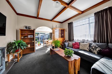 Photo of property in 29 Douglas Street, Hawera, 4610