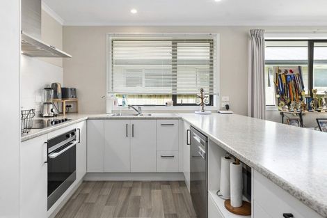 Photo of property in 21e Park Road, Western Heights, Rotorua, 3015
