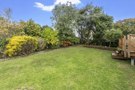 Photo of property in 1/25 Waari Avenue, Sunnyvale, Auckland, 0612