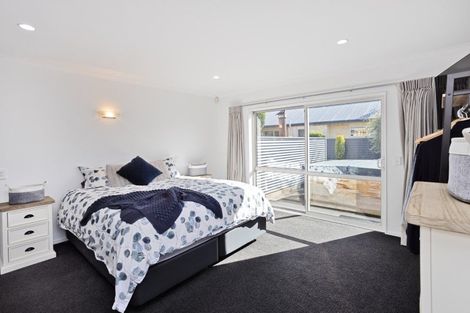 Photo of property in 16 Hoffman Court, Waikiwi, Invercargill, 9810