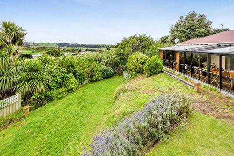 Photo of property in 32 Norfolk Street, Patea, 4520