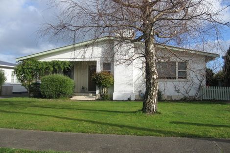 Photo of property in 22 Churchill Avenue, Feilding, 4702