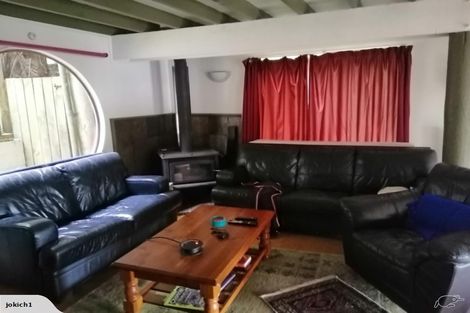 Photo of property in 2/31 King Richard Place, Browns Bay, Auckland, 0630