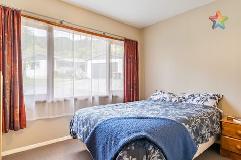 Photo of property in 98b Manuka Street, Stokes Valley, Lower Hutt, 5019