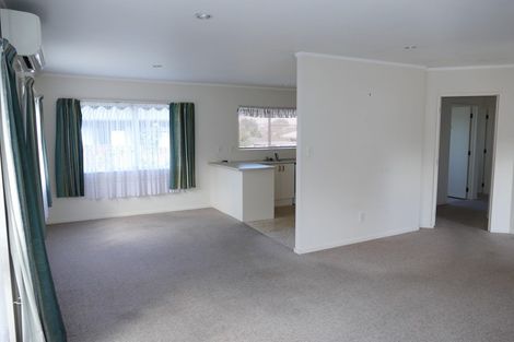 Photo of property in 2/9 Akehurst Avenue, New Lynn, Auckland, 0600