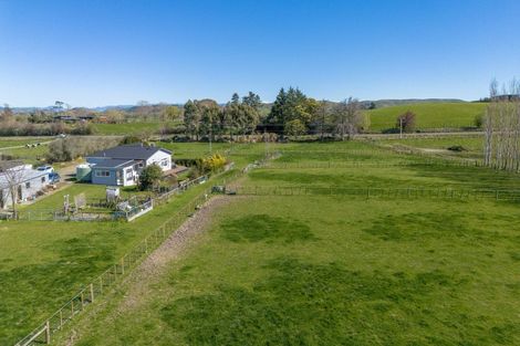 Photo of property in 471 Porangahau Road, Waipukurau, 4282