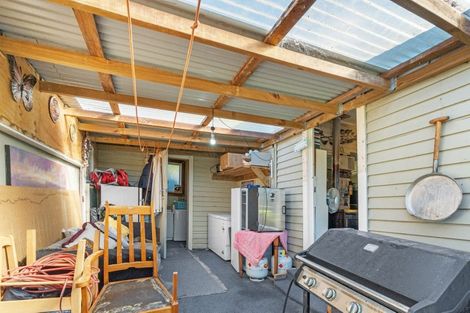 Photo of property in 1021 Te Waitere Road, Taharoa, 3988