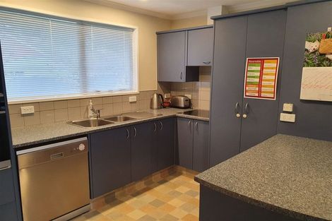 Photo of property in 11 Kuaka Crescent, Bromley, Christchurch, 8062