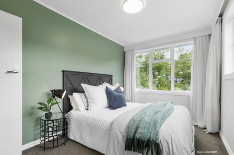 Photo of property in 2/46 South Karori Road, Karori, Wellington, 6012