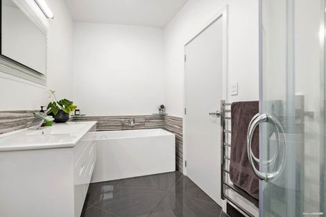 Photo of property in 17 Onepu Lane, Manly, Whangaparaoa, 0930