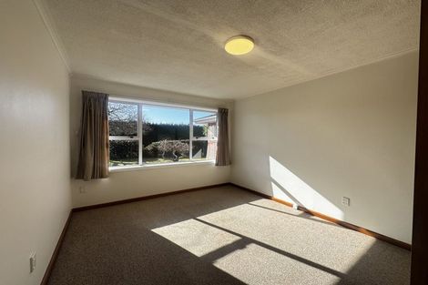 Photo of property in 493 Avonhead Road, Avonhead, Christchurch, 8042
