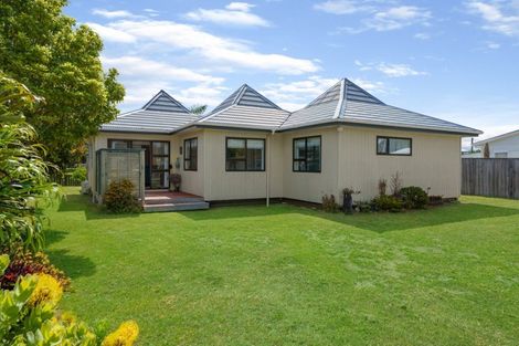 Photo of property in 152 Kiwi Road, Whangamata, 3620