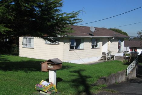Photo of property in 372 East Coast Road, Sunnynook, Auckland, 0630