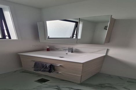 Photo of property in 10/41 Kervil Avenue, Te Atatu Peninsula, Auckland, 0610